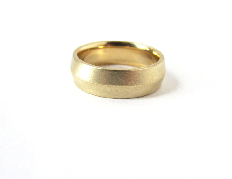 Knife Edge Wedding Band